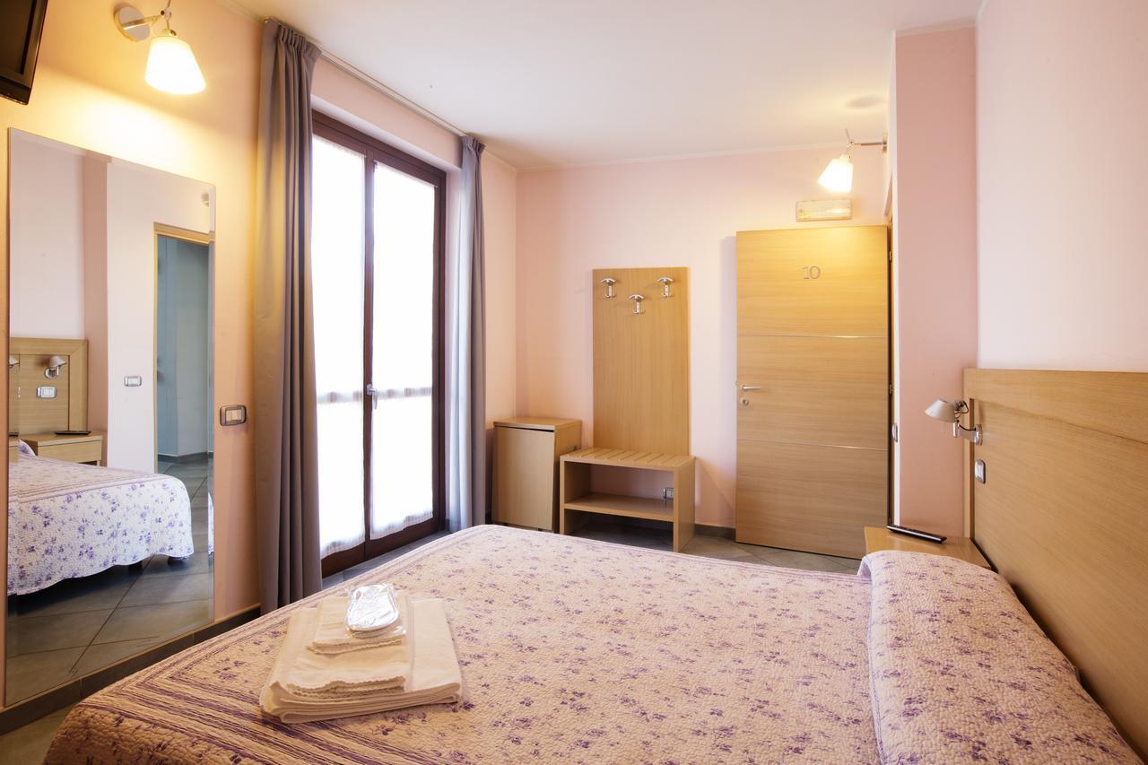 Albergo Verdi Novi Ligure Bagian luar foto