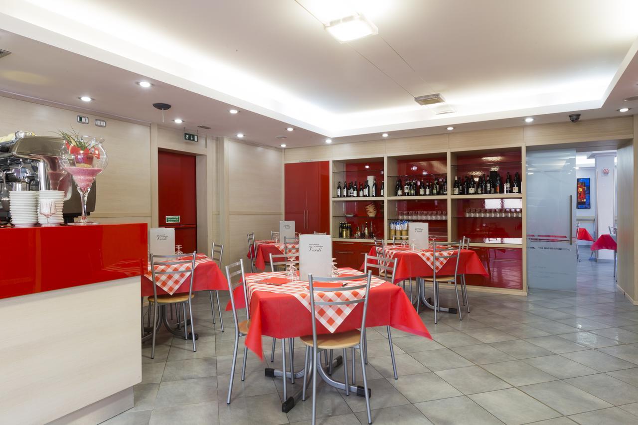 Albergo Verdi Novi Ligure Bagian luar foto